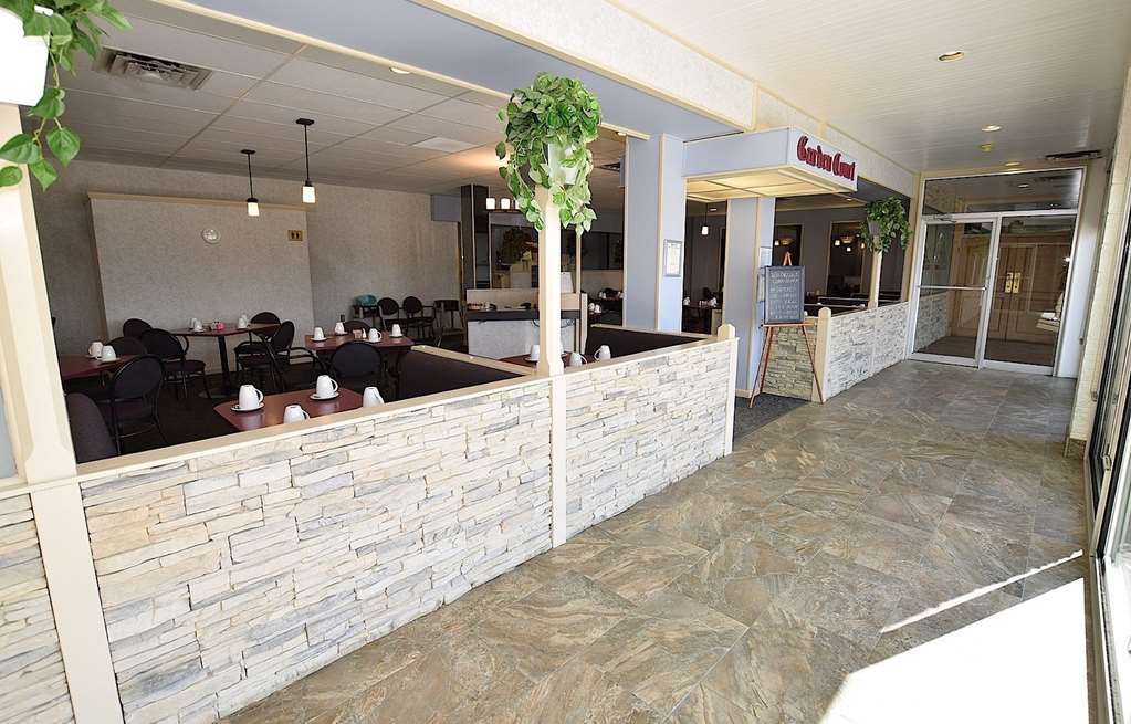 Lakeland Inn Hotel Cold Lake Restaurante foto